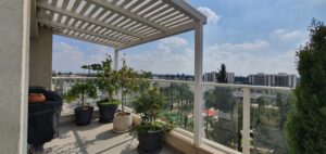 הוספת מרפסת לבניין קיים אייכבאום